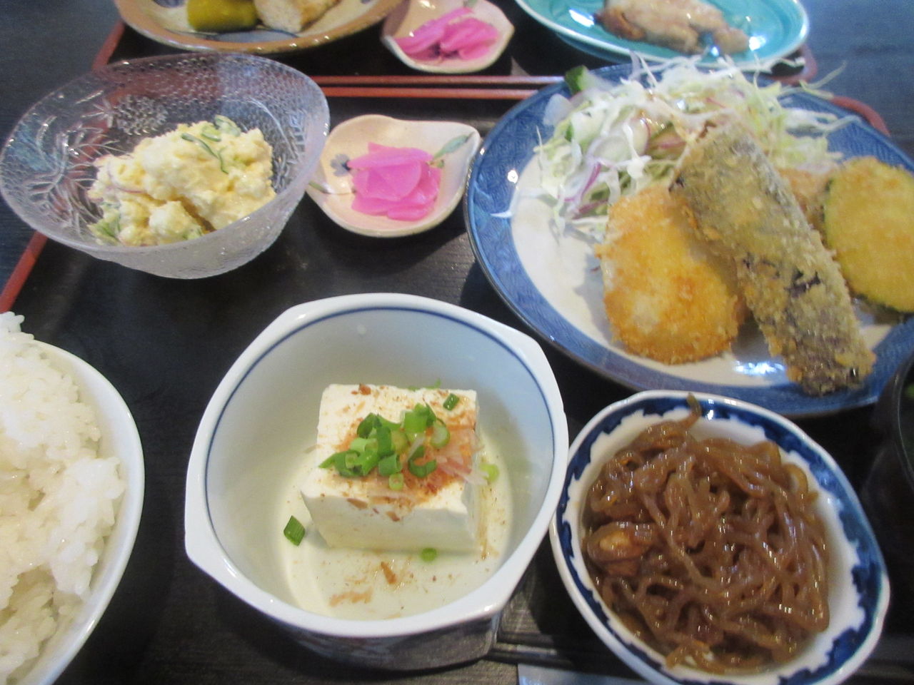 松江市宍道町 百歳庵 ワンコイン和食と洋食の違い くたばるまであと何本呑めるかな 松江市宍道町 百歳庵 ワンコイン和食と洋食の違い くたばるまであと何本呑めるかな