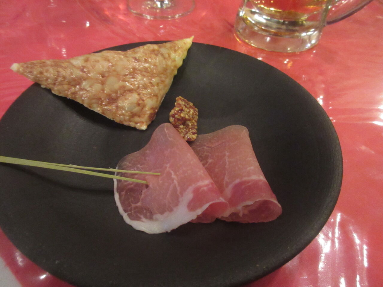 松江市 ミスタービーフ いい肉なんだけど くたばるまであと何本呑めるかな 松江市 ミスタービーフ いい肉なんだけど くたばるまであと何本呑めるかな