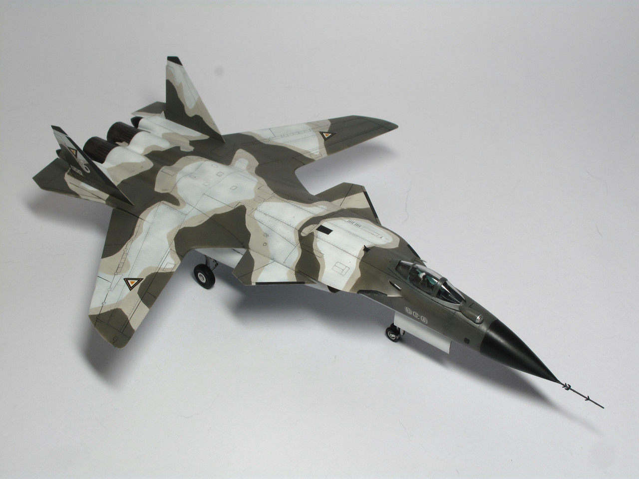 Su-47 BERKUT ベルカ空軍 グラーバク : WING9 Engage！
