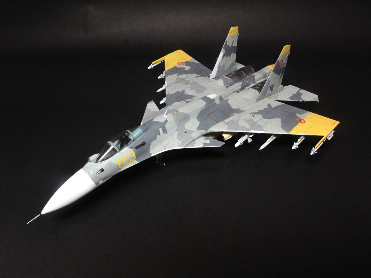 【技MIX】エースコンバット F-4E/メビウス1 Su-37/黄色の13 エースコンバット Su-37 黄色13 (プラモデル) - ホビーサーチ