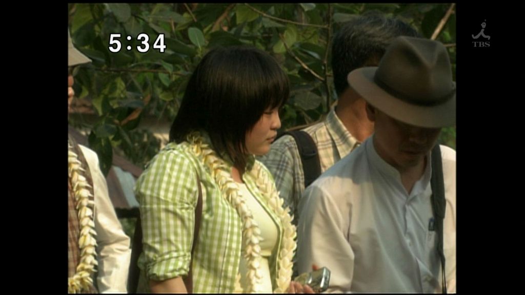 眞子さま 18 の胸が巨大化しているとネット上で話題になっている 美 辞 麗 句 第三章