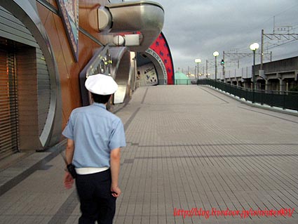 早朝の舞浜駅付近 ちょっと早すぎたかな R tdrな生活 Ooo 早朝の舞浜駅付近 ちょっと早すぎたかな R tdrな生活 Ooo