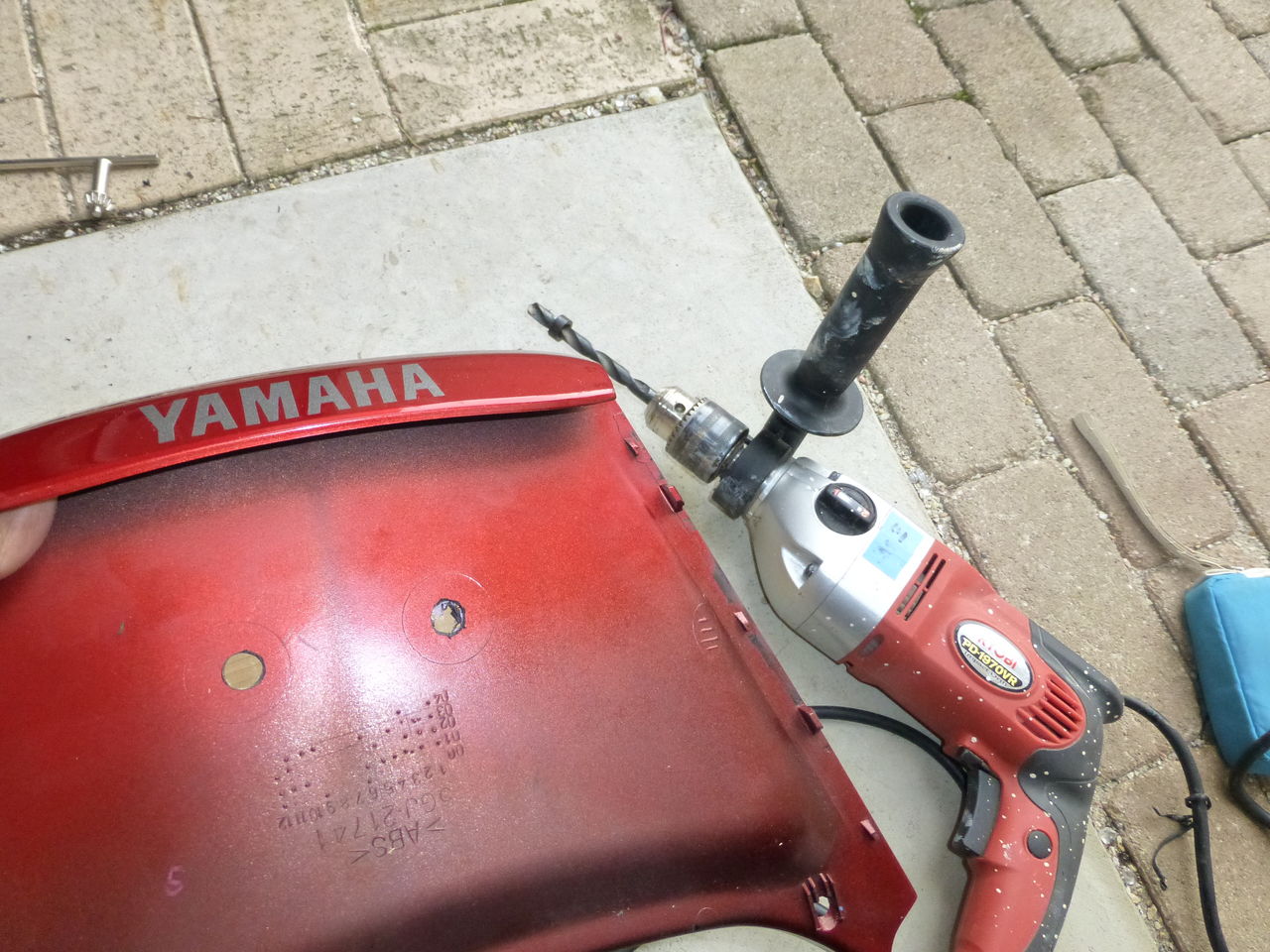 キャリアとタンデムバックレスト : DIYやバイクやなんちゃら キャリアとタンデムバックレスト : DIYやバイクやなんちゃら
