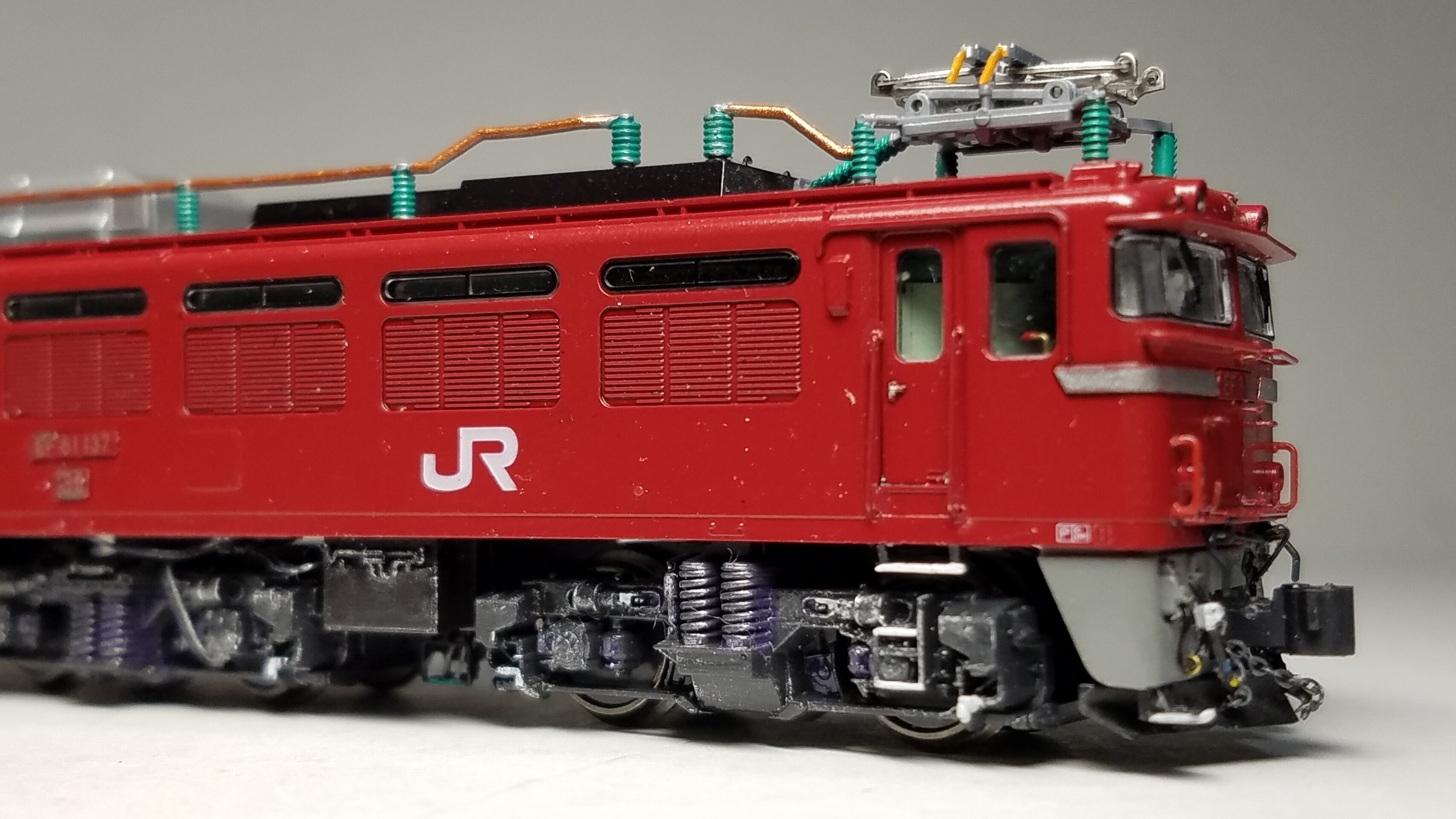 Kato 3021-8 EF81 ヒサシ付きJR東日本色の追加加工整備 : （仮称