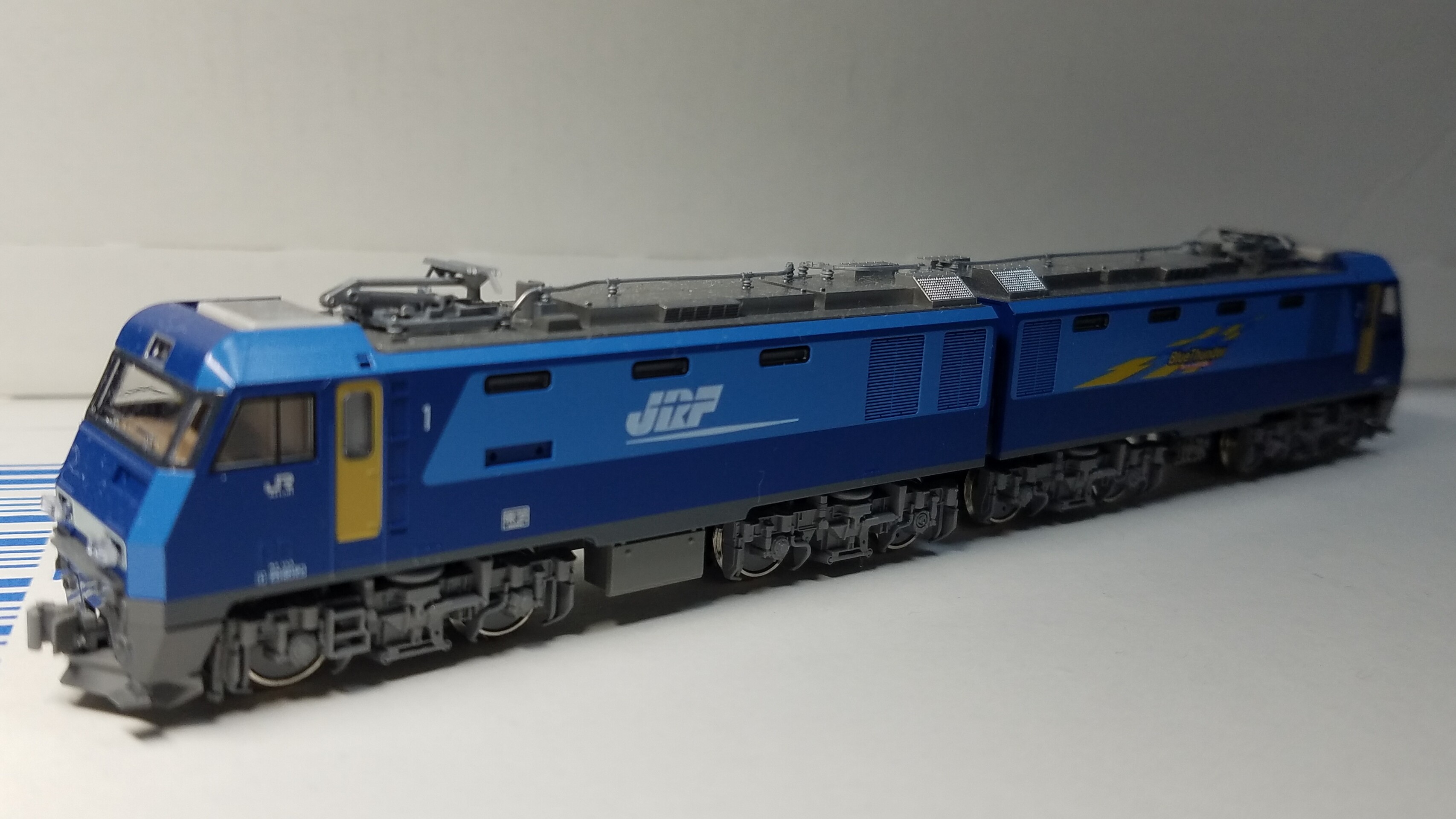 Kato 3045-1 EH200 量産形の加工整備 その① : (仮称)東北本線 Kato 3045-1 EH200 量産形の加工整備 その① : (仮称)東北本線