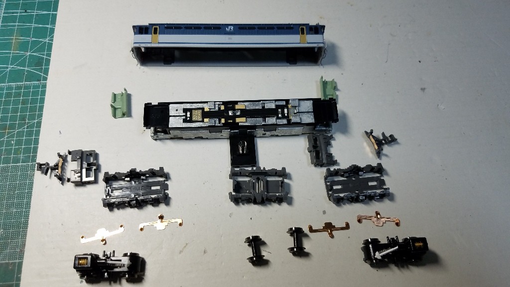Kato 3061-4 EF65 2000 JR貨物2次更新色の加工整備その① Kato 3061-4 EF65 2000 JR貨物2次更新色の加工整備その①