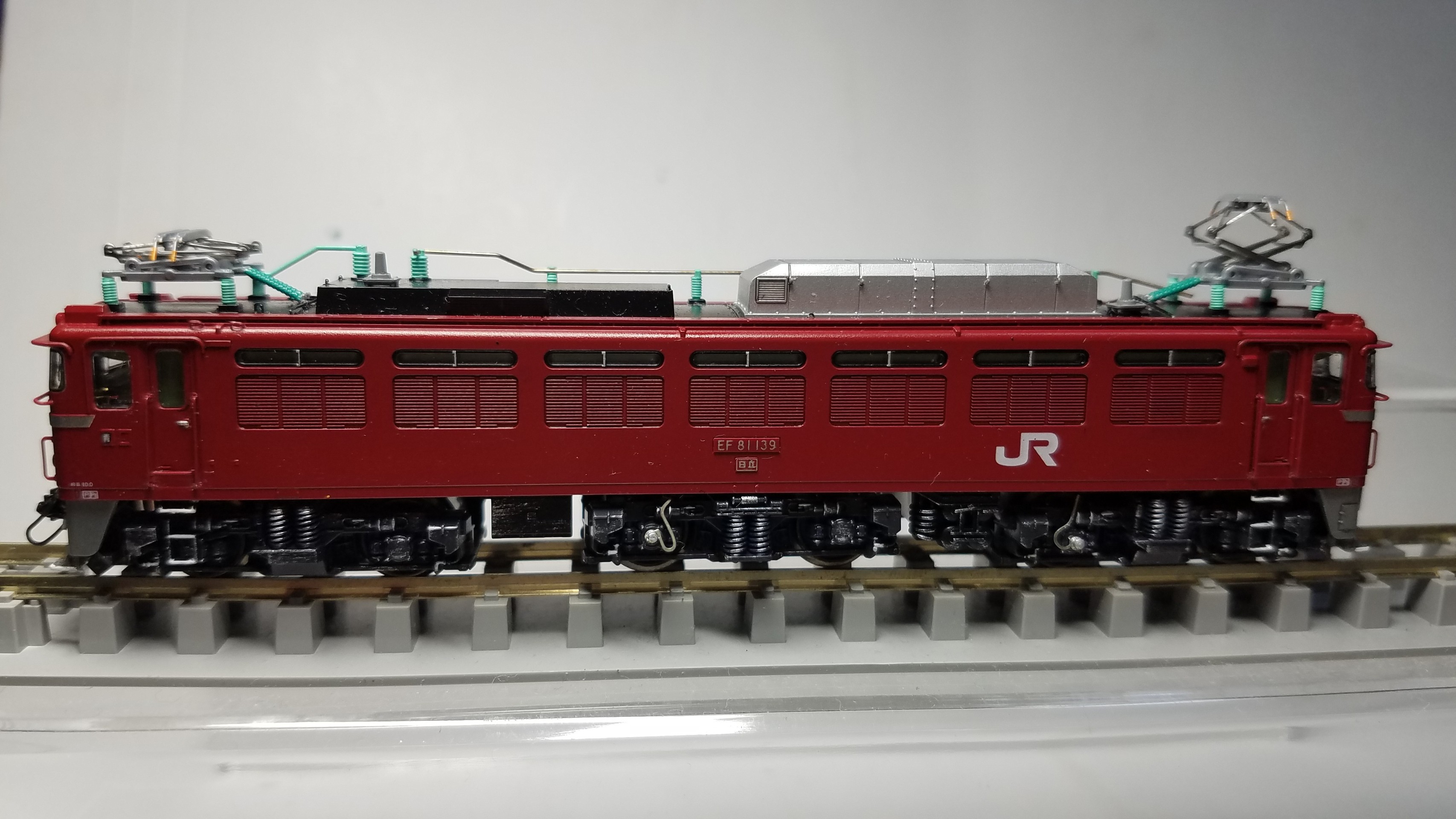 KATO EF81（JR東日本色 双頭連結器付き） 139号機 3066-4 Kato 3066-4 EF81 JR東日本色（双頭連結器）の台車の追加精密
