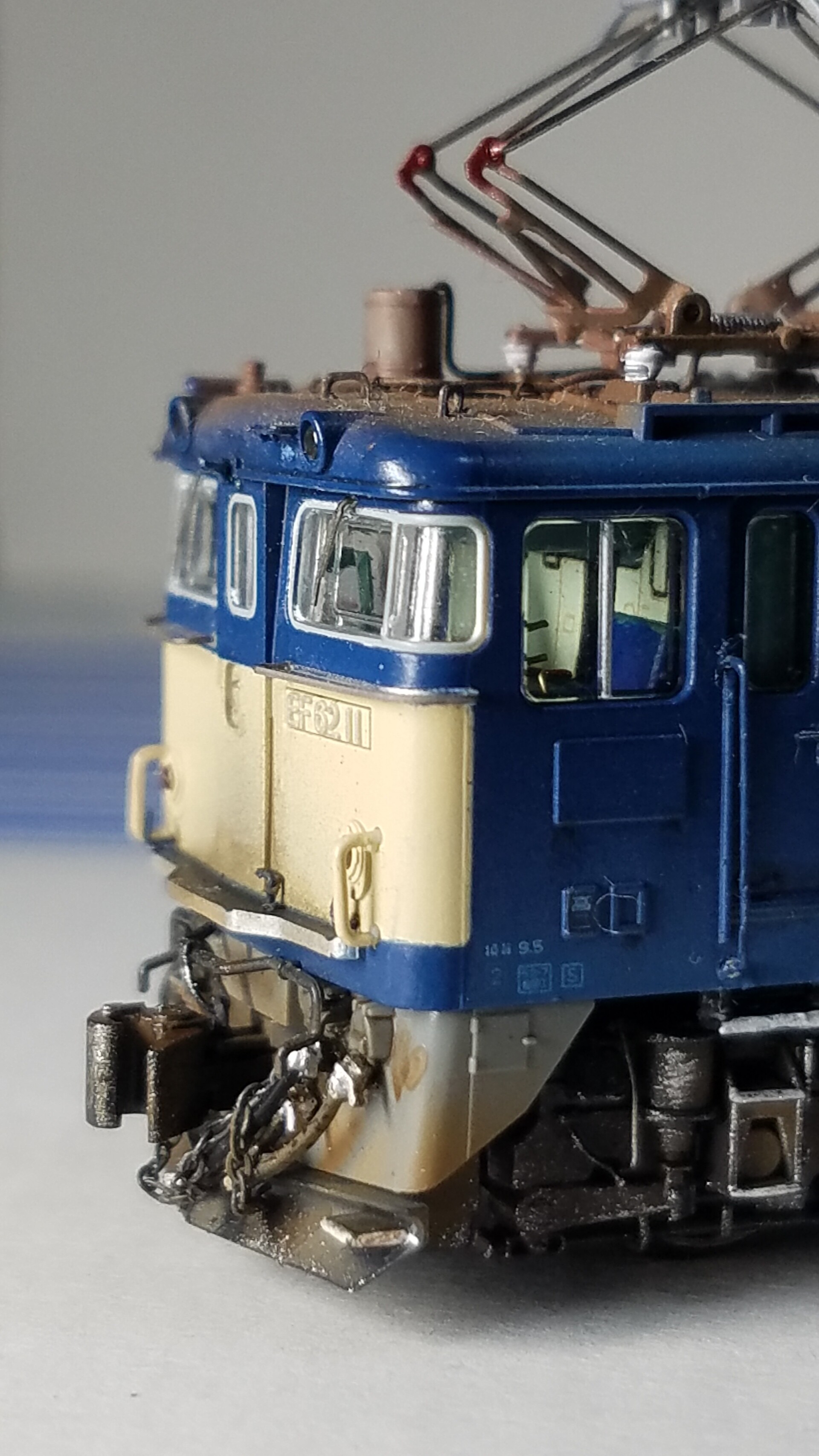 Kato 3058-1 EF62 前期形 11号機の追加台車の精密加工整備