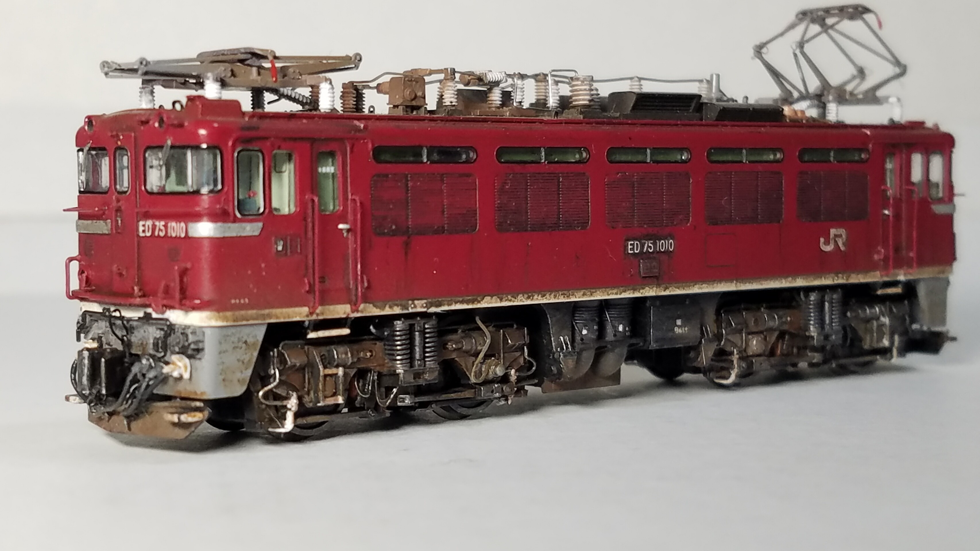 TOMIX 2105 ED75 1000 (前期形・JR貨物新更新車)の追加加工 TOMIX 2105 ED75 1000 (前期形・JR貨物新更新車)の追加加工