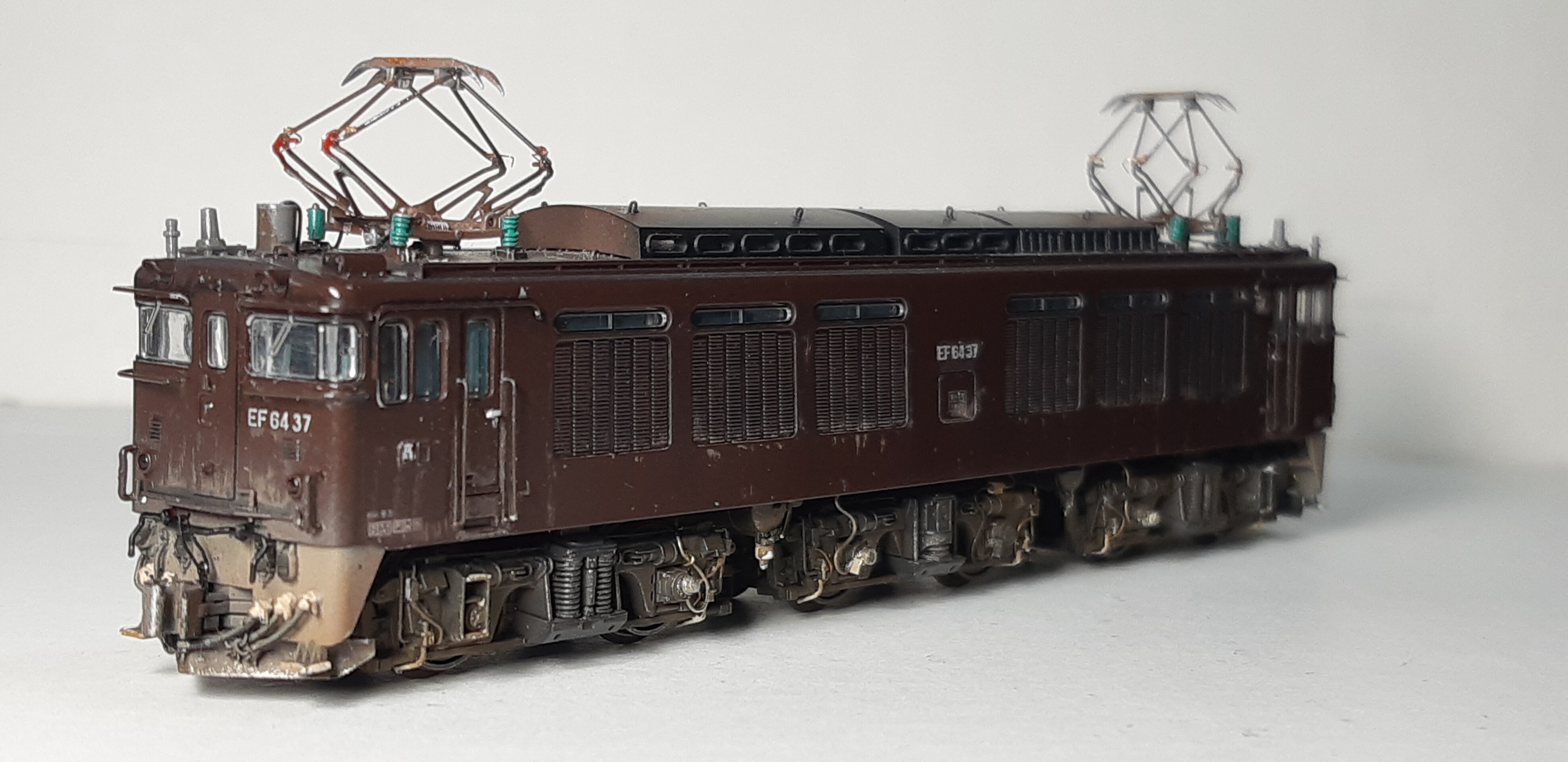 Kato3041-3 EF64 37号機(茶色)の台車の追加精密加工 : (仮称 Kato3041-3 EF64 37号機(茶色)の台車の追加精密加工 : (仮称