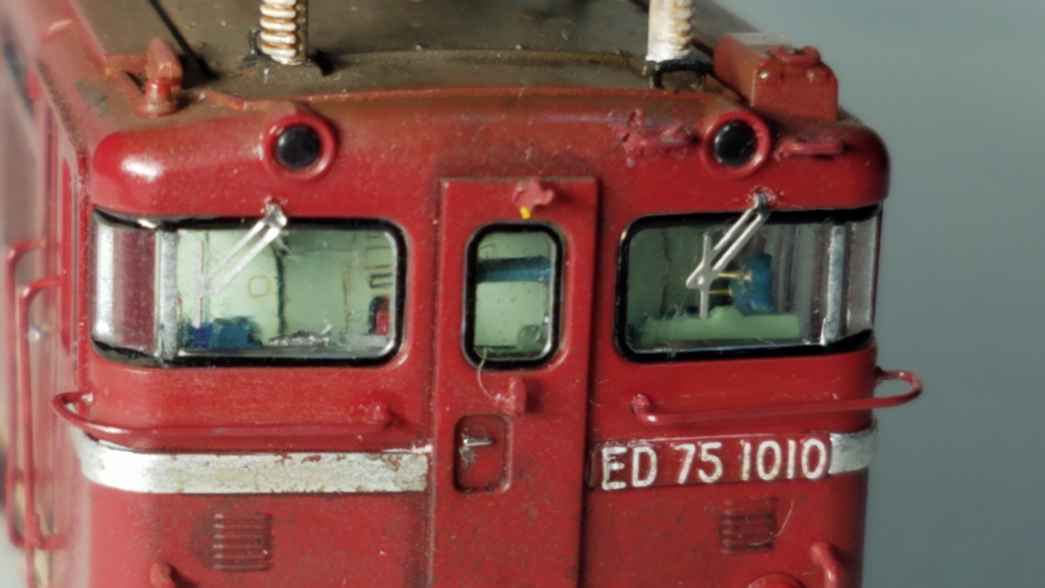 TOMIX 2105 ED75 1000 （前期形・JR貨物新更新車）の追加加工