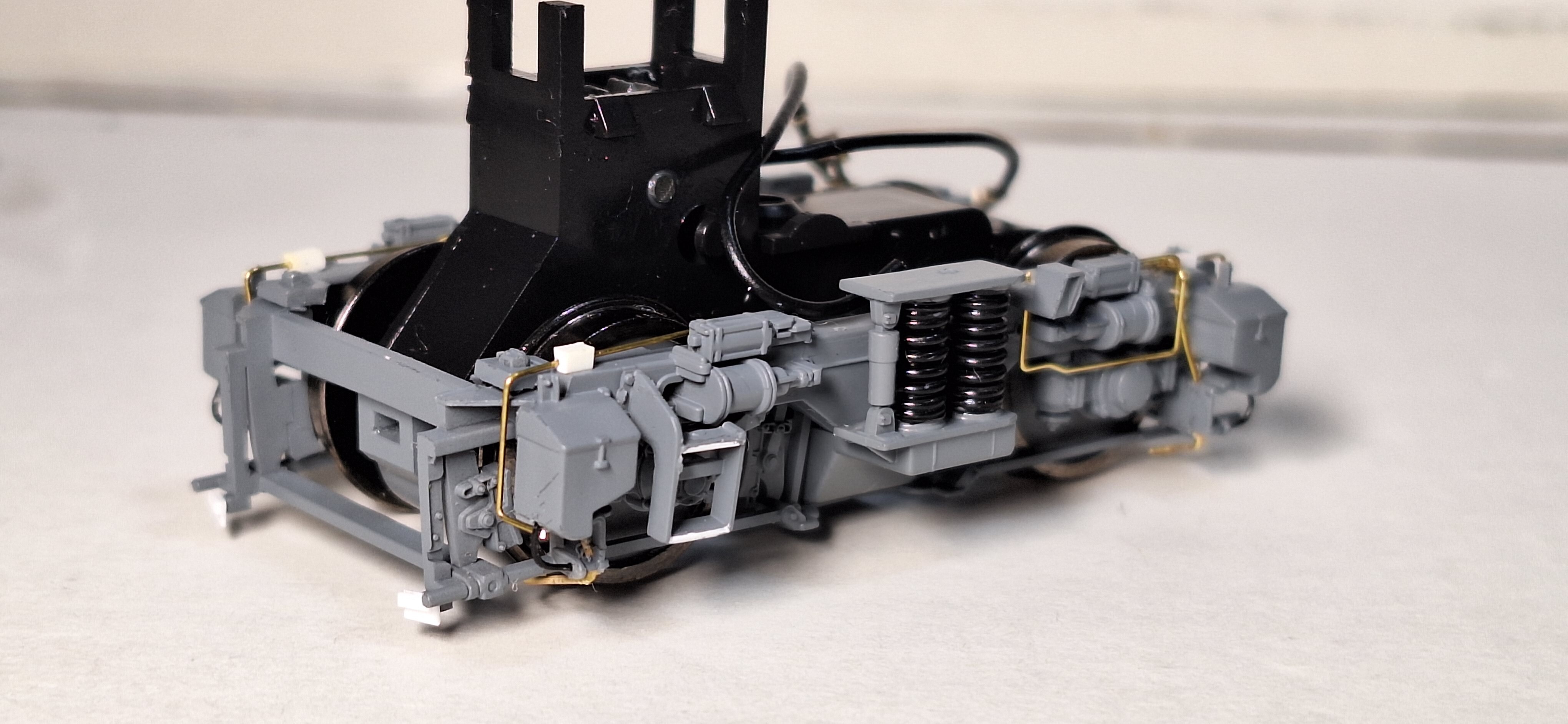 TOMIX HO-123 EF64-1000 JR貨物更新色の精密加工 その① : （仮称