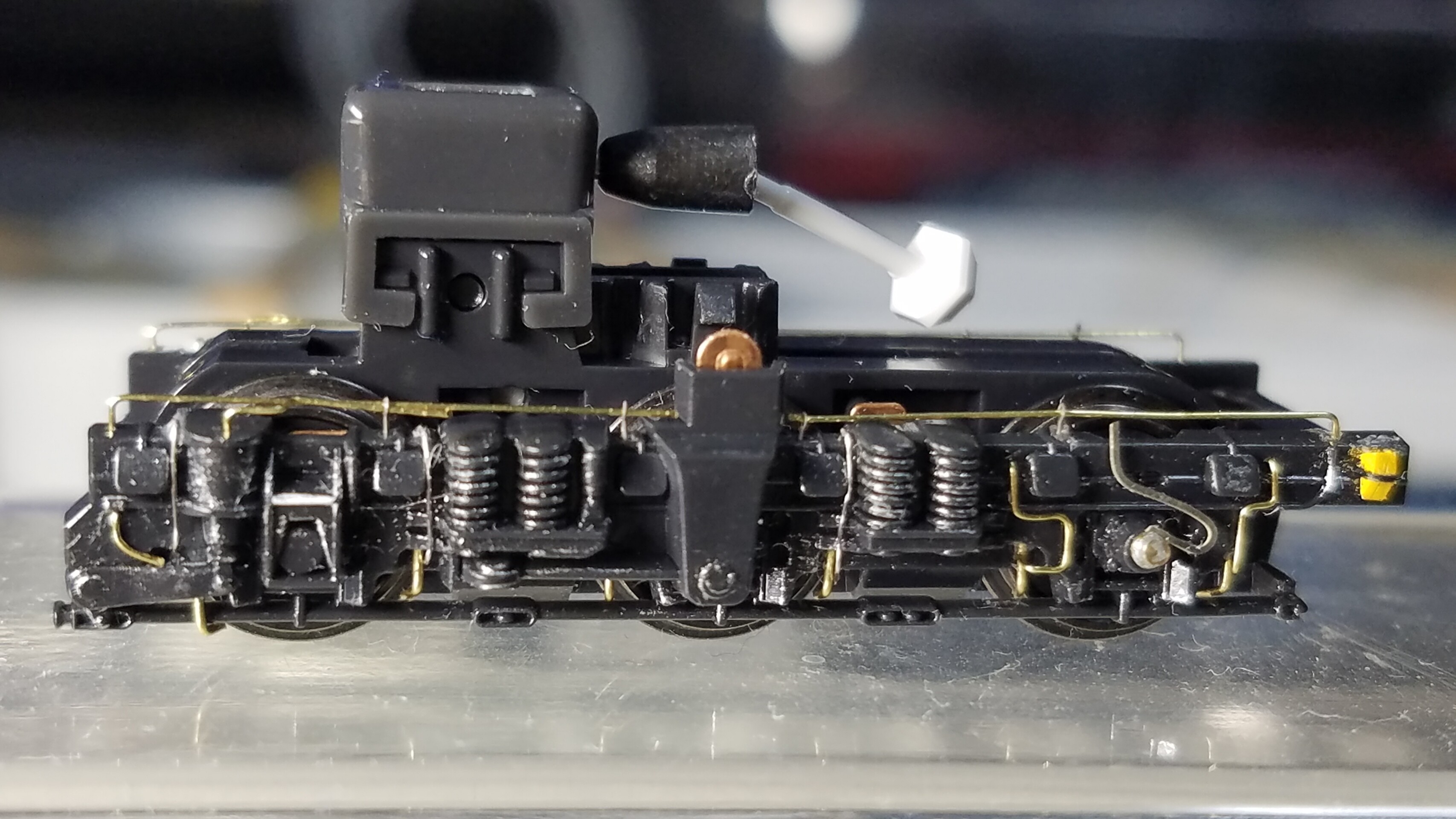 Kato 3058-4 EF62 後期形 JR仕様の追加台車の精密加工整備 : （仮称