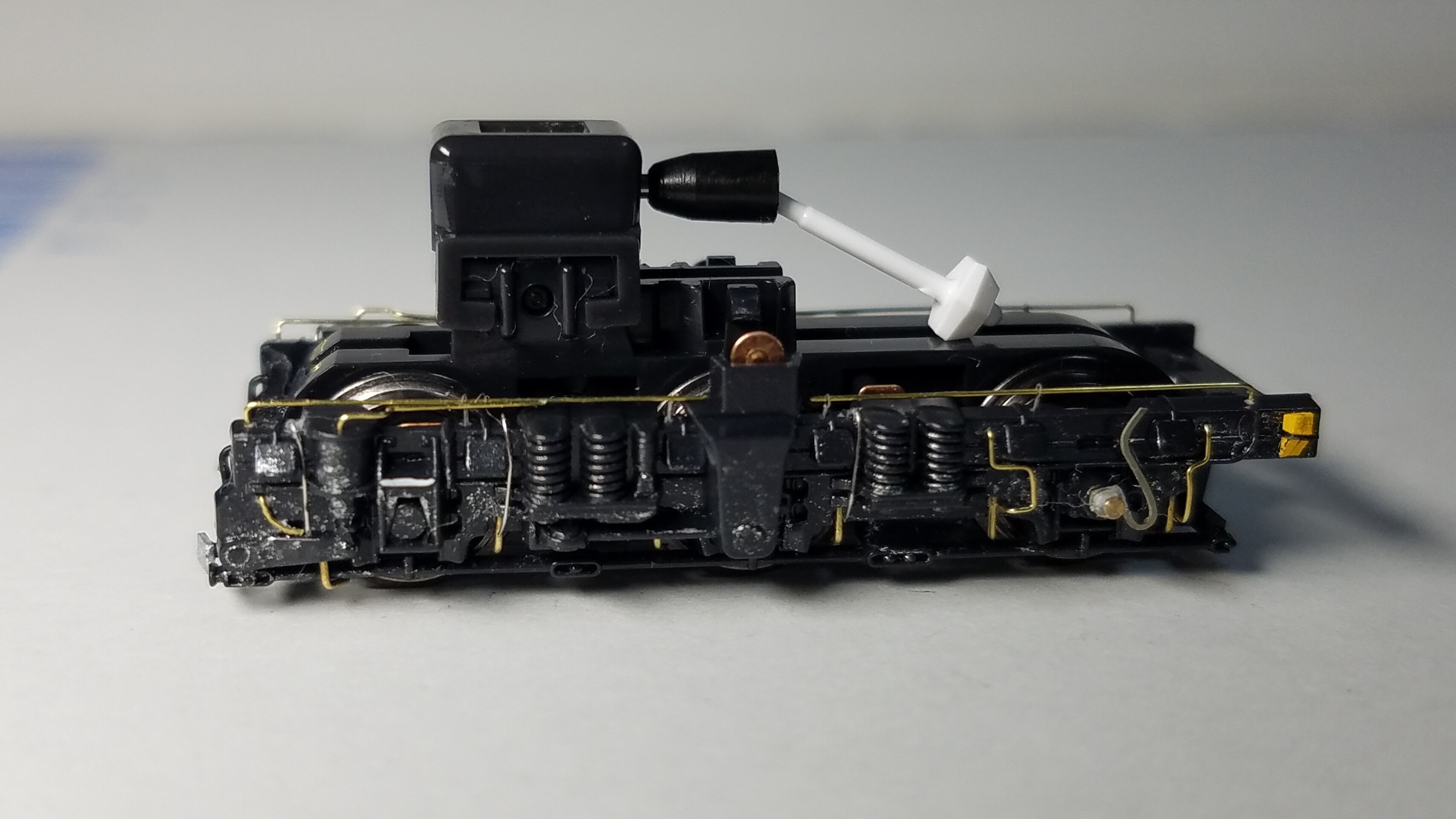 Kato 3058-4 EF62 後期形 JR仕様の追加台車の精密加工整備 : （仮称
