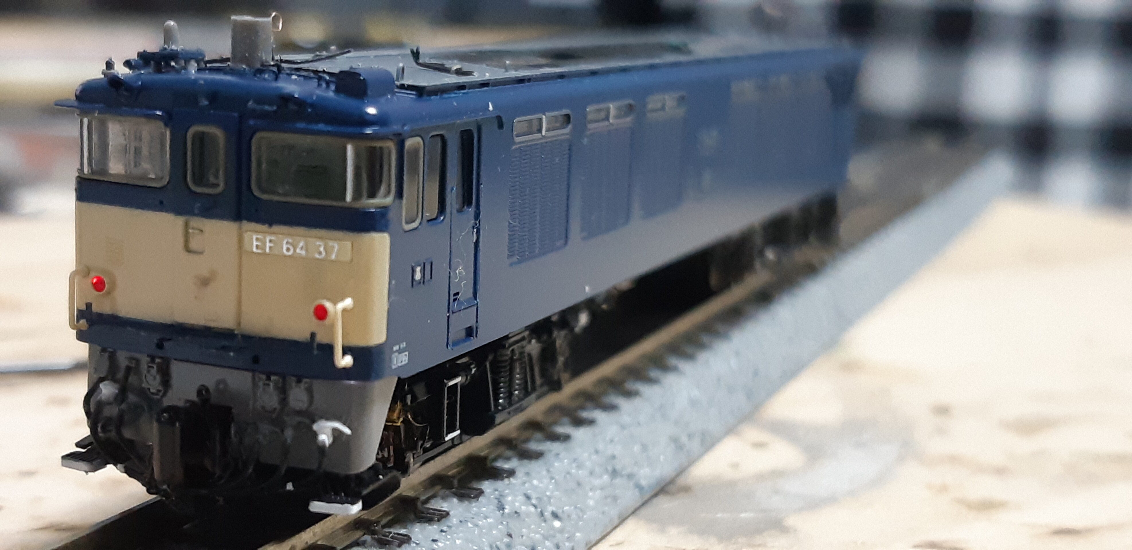 TOMIX 7130 EF64 0 37号機国鉄復活色の精密加工整備 その③ : （仮称