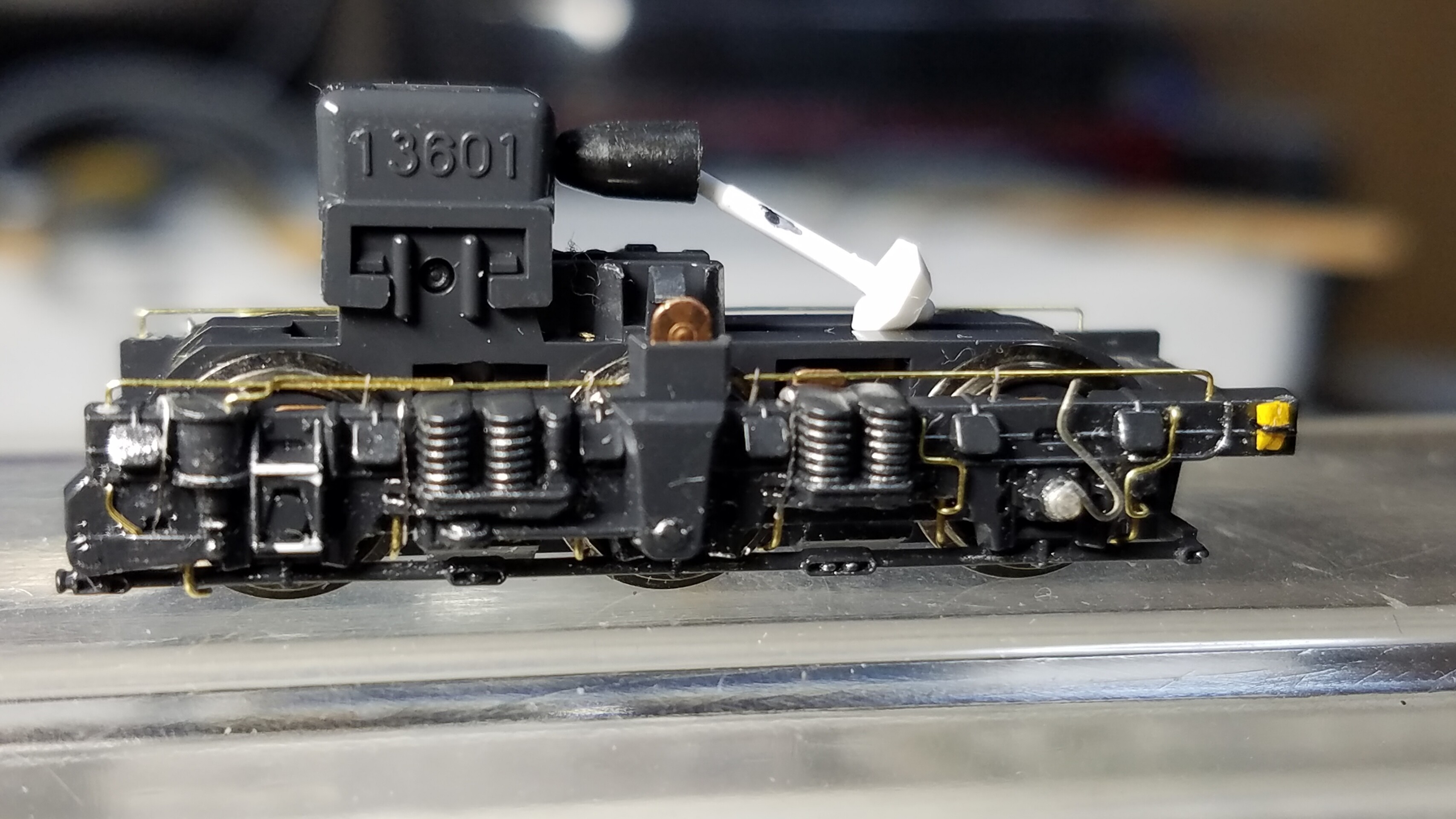 Kato 3058-1 EF62 前期形改 EF62 23号機[高ニ]の追加台車の精密