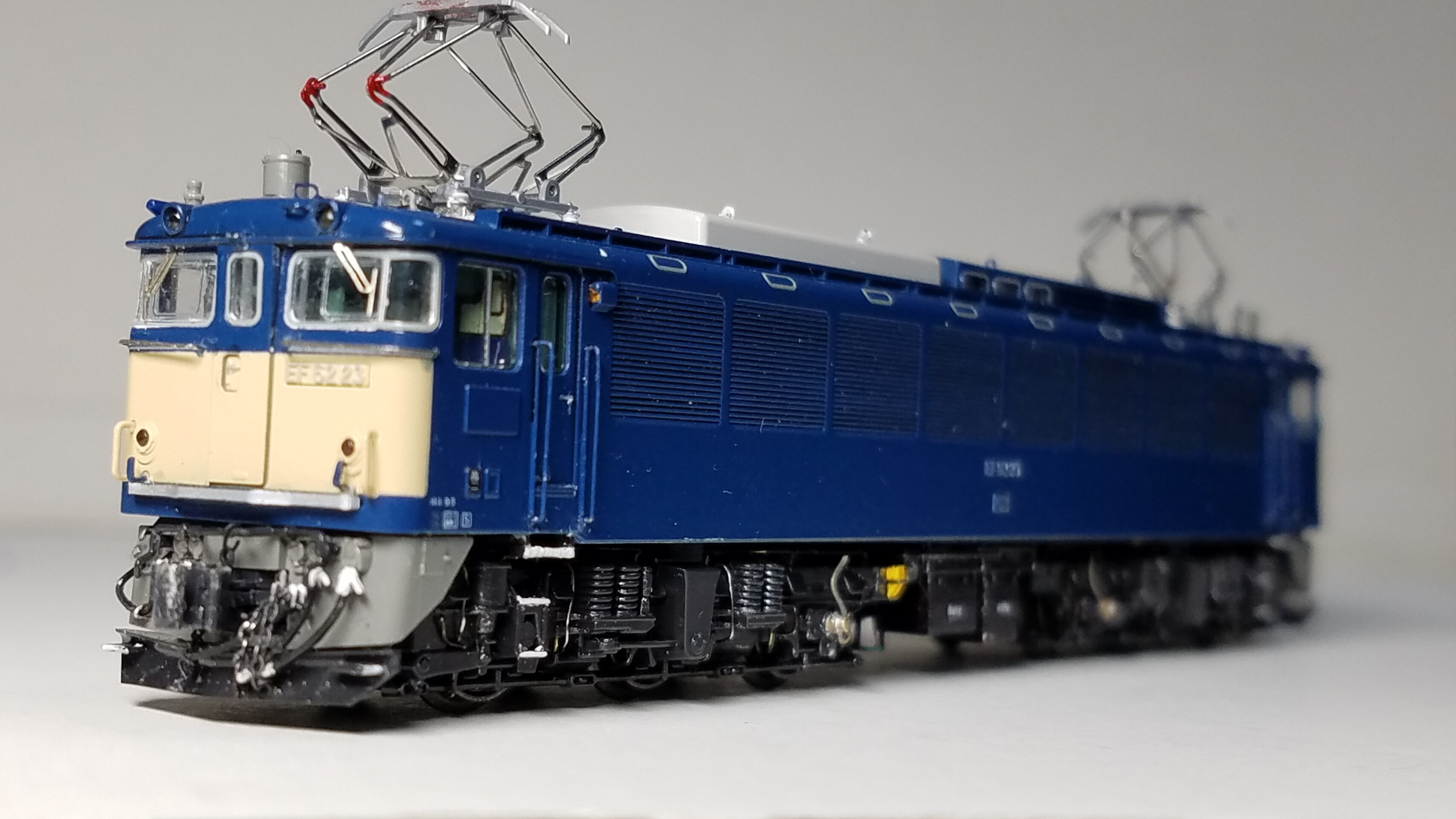 Kato 3058-1 EF62 前期形改 EF62 23号機[高ニ]の追加台車の精密