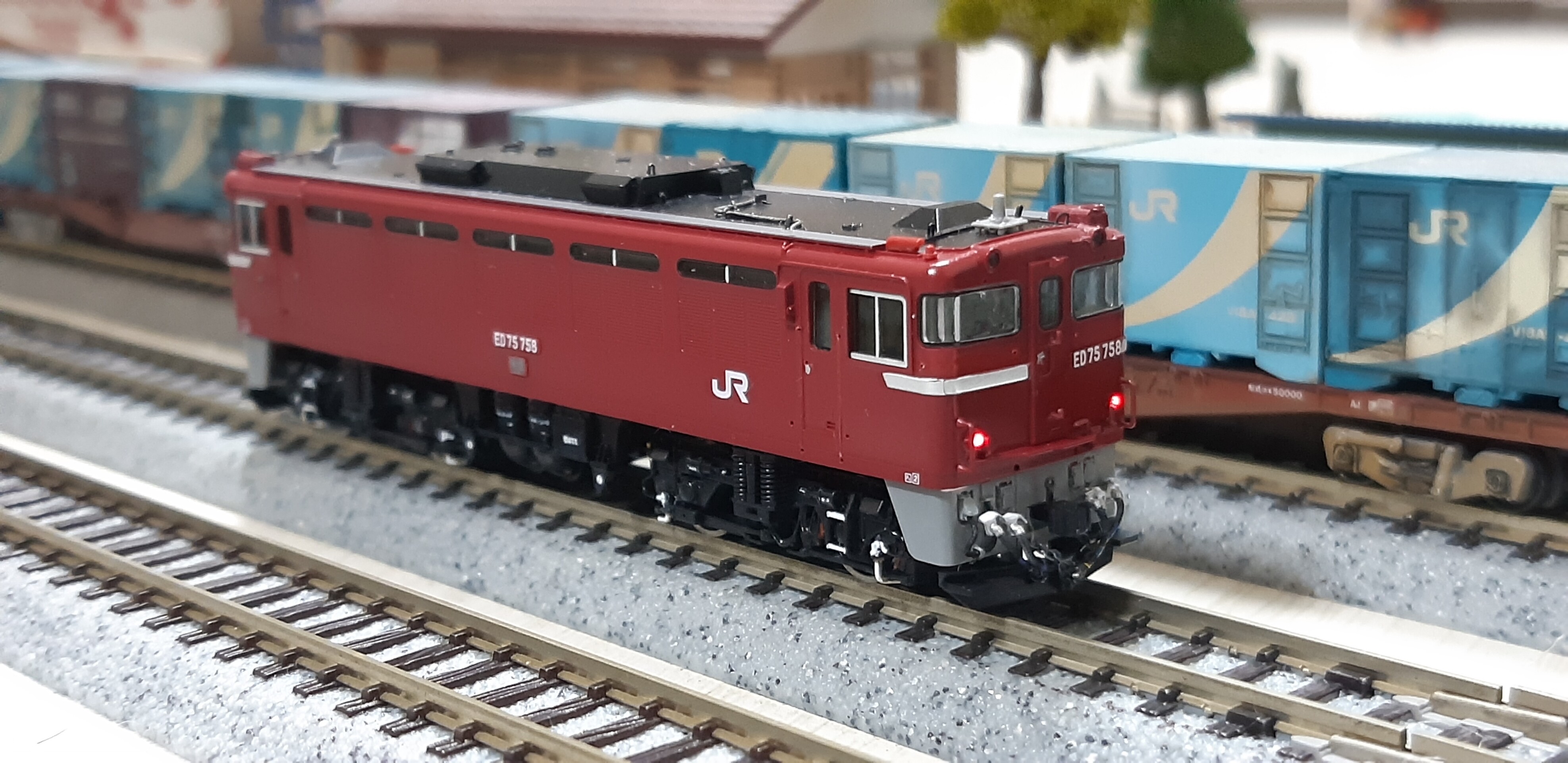 TOMIX 7157 ED75 700 後期型の精密加工整備 758号機にする その④