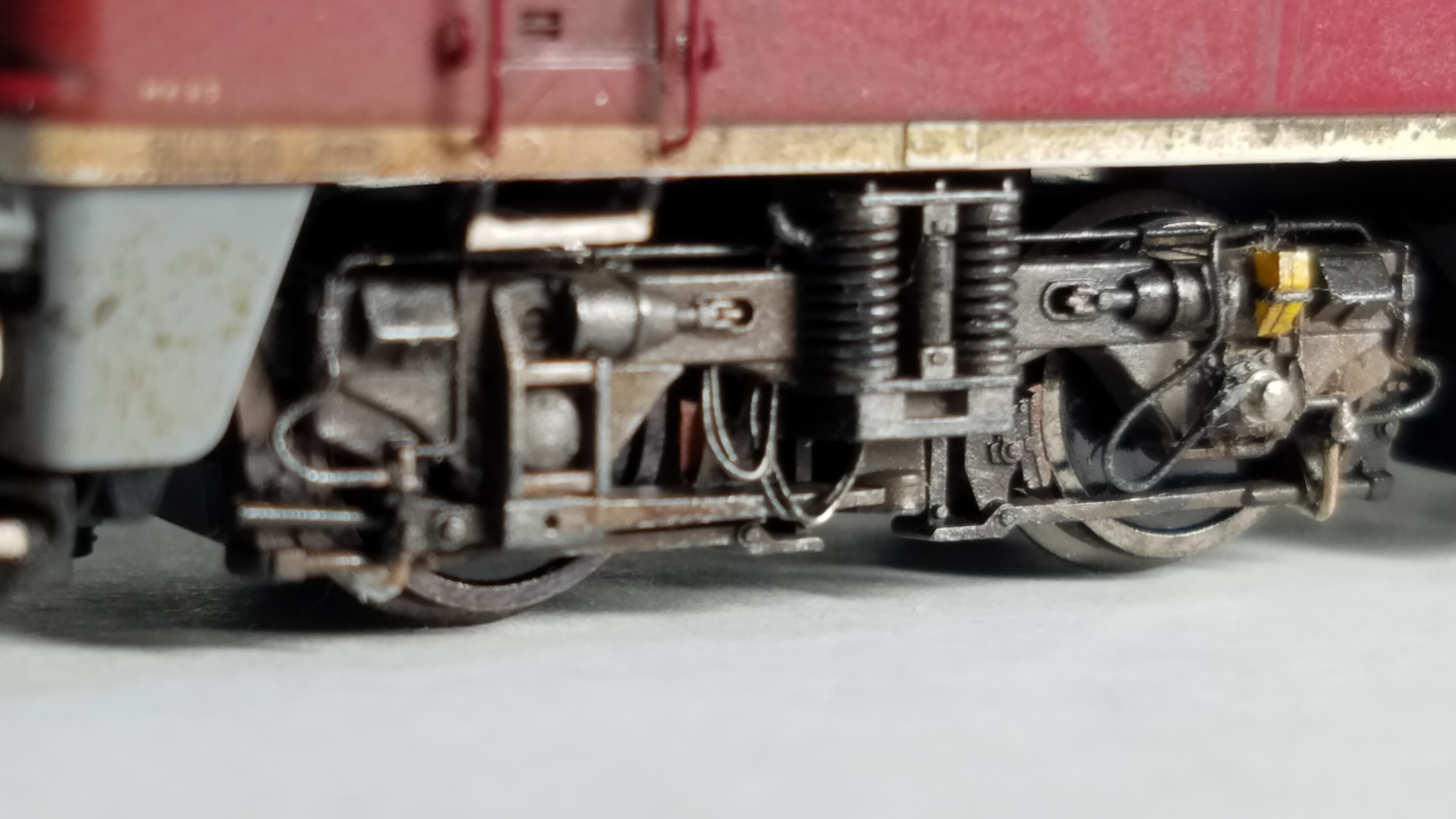TOMIX 2105 ED75 1000 （前期形・JR貨物新更新車）の追加加工