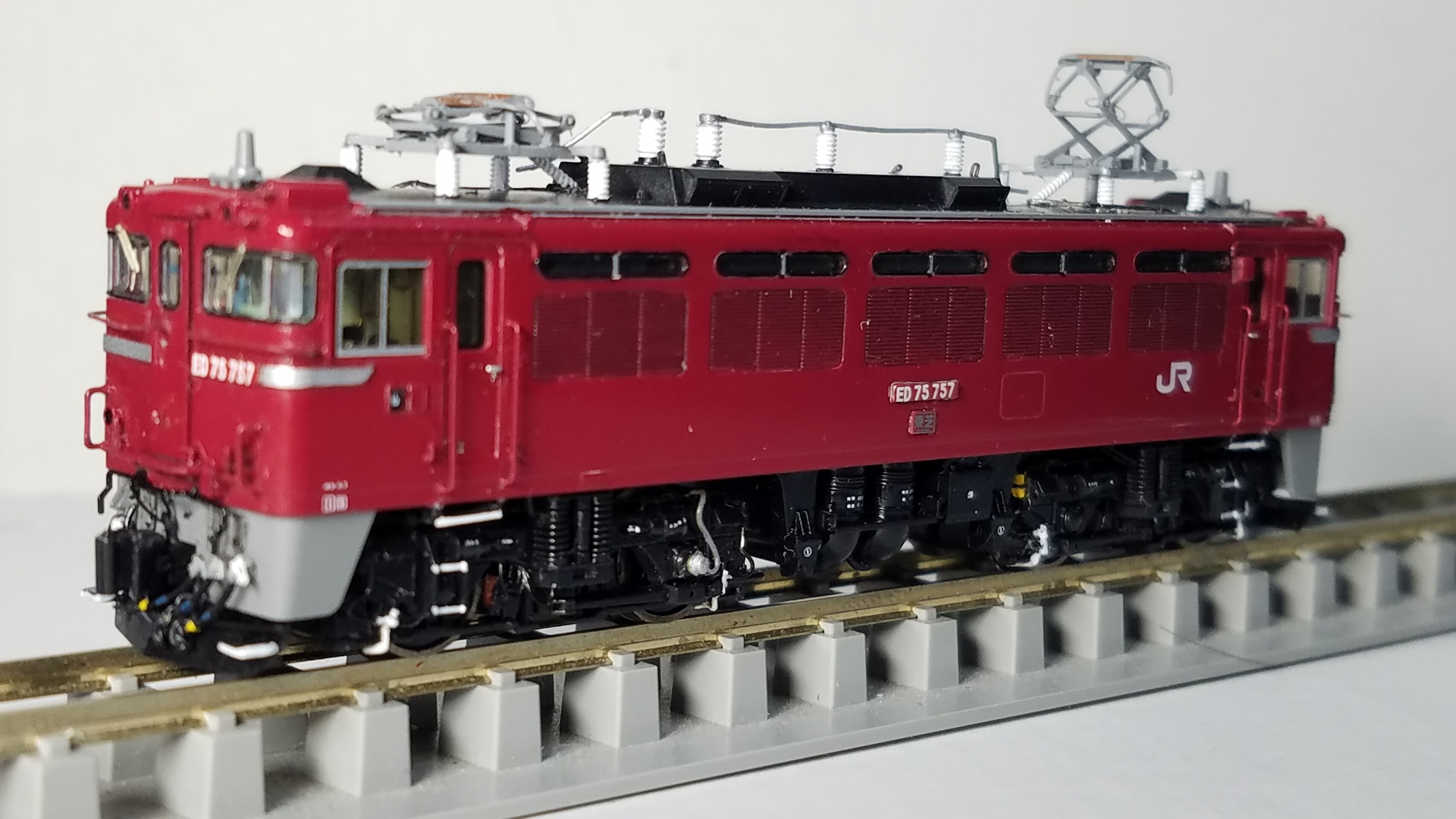 TOMIX 9154 ED75 700 （前期形・サッシ窓）の精密加工整備 757