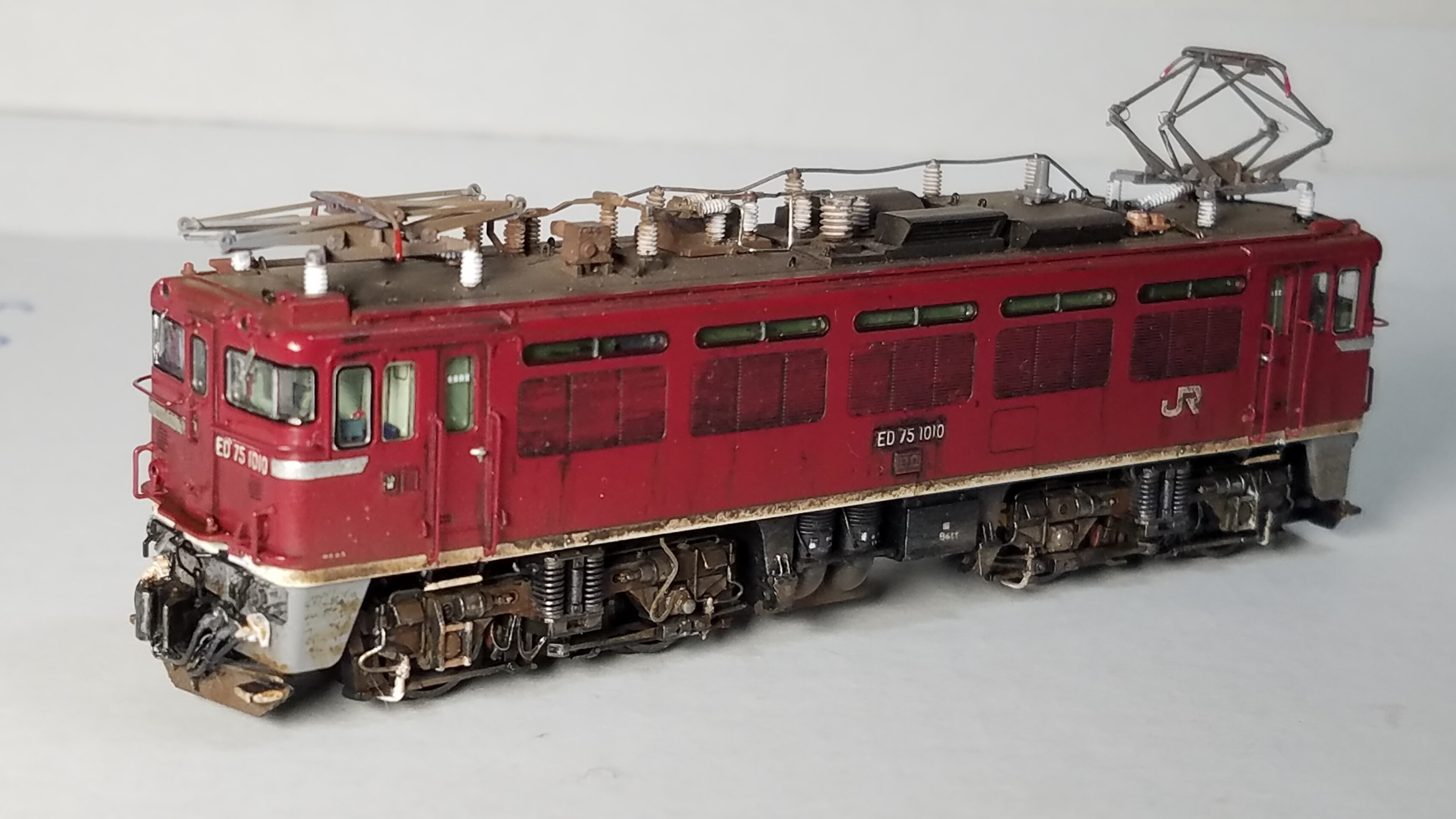 TOMIX 2105 ED75 1000 (前期形・JR貨物新更新車)の追加加工 TOMIX 2105 ED75 1000 (前期形・JR貨物新更新車)の追加加工