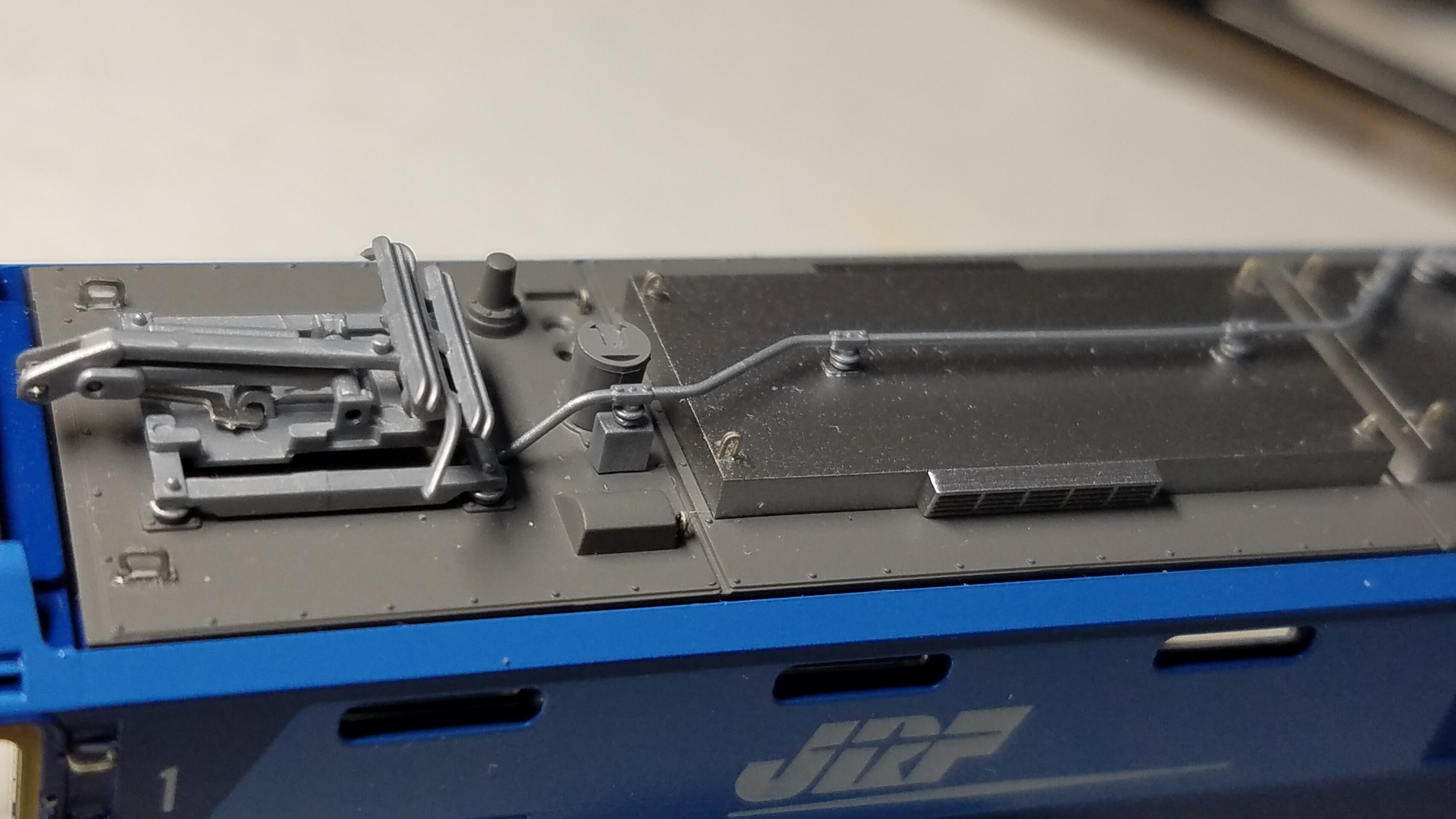 Kato 3045-1 EH200 量産形の加工整備 その② : （仮称）東北本線