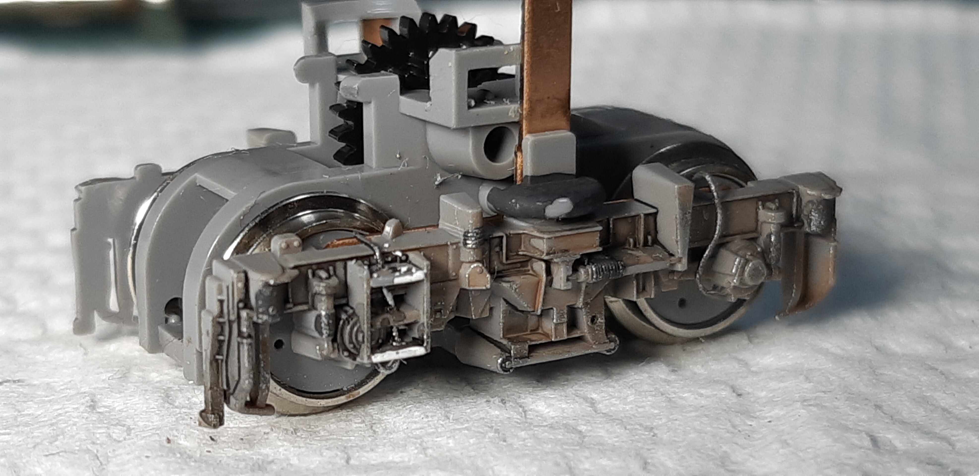 Kato 3037-2 EH500 3次形 後期仕様の第2期 台車の追加加工整備 Kato 3037-2 EH500 3次形 後期仕様の第2期 台車の追加加工整備