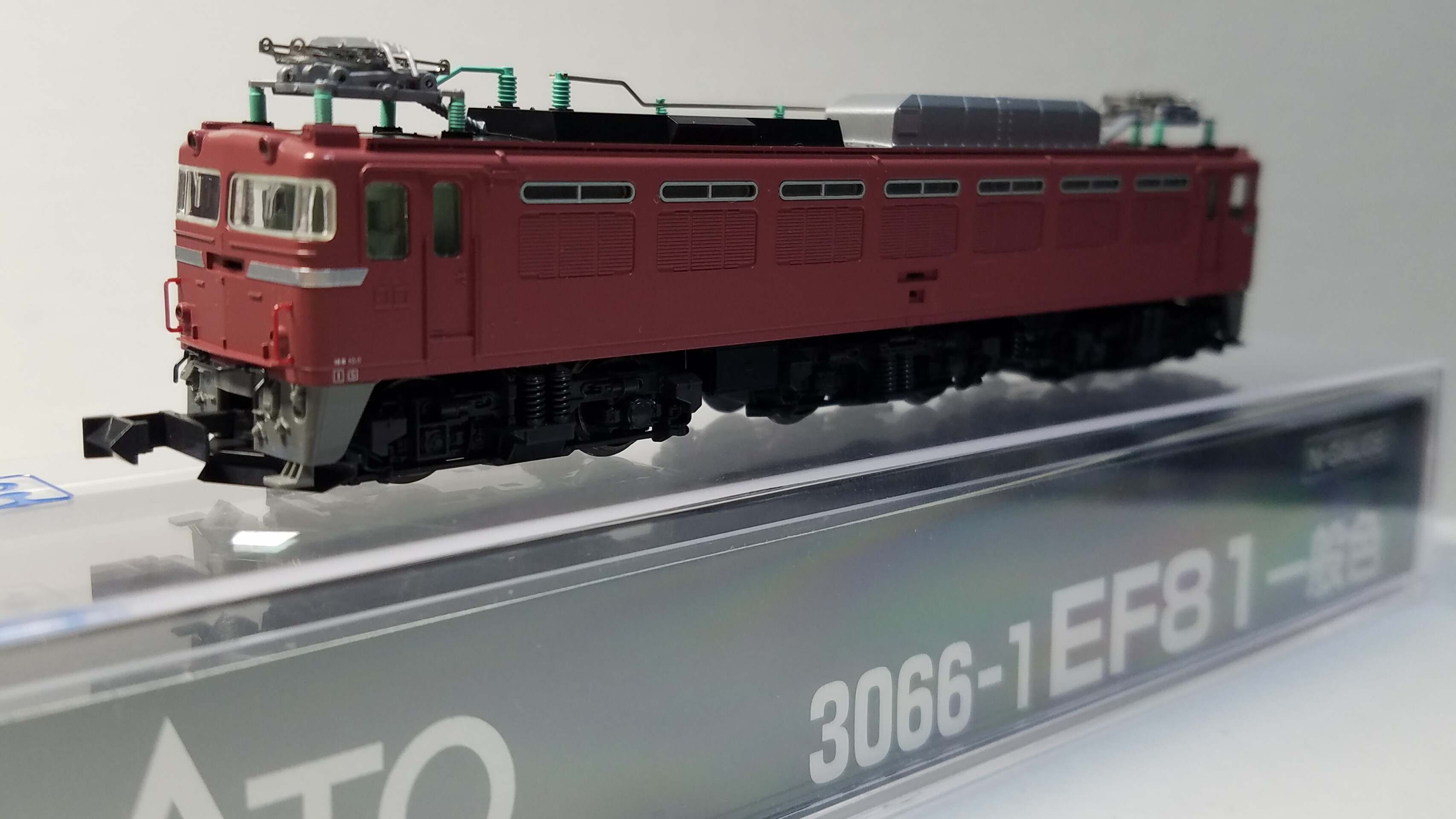 Kato 3066-1 EF81 一般色の精密加工整備 その① : （仮称）東北