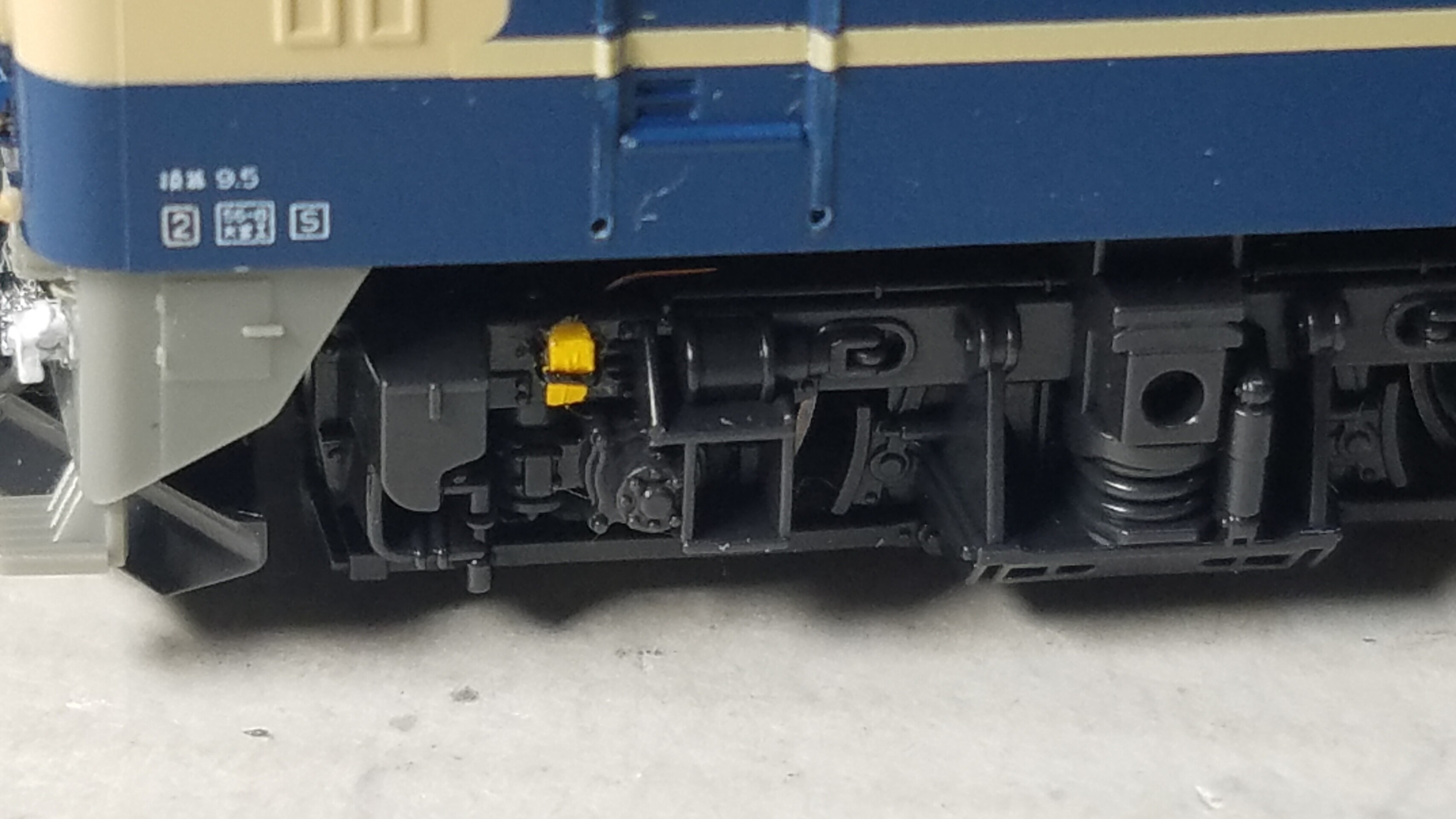 Kato 3089-1 EF65 1000 前期形の精密加工整備 その② : （仮称