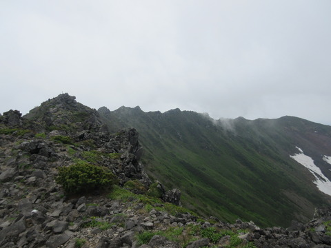 IMG_5996羊蹄山山頂の外輪