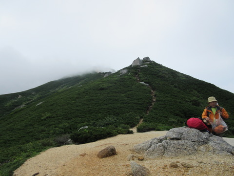 IMG_3715駒石から見る空木岳山頂　左