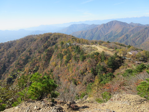 IMG_7609山頂から見下ろす