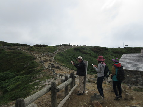 IMG_2200旭岳石室