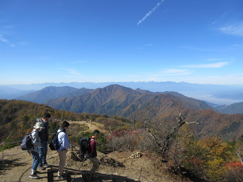 IMG_7603山頂から見る南アルプス