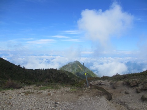 IMG_2840赤岩の頭から見た雲海