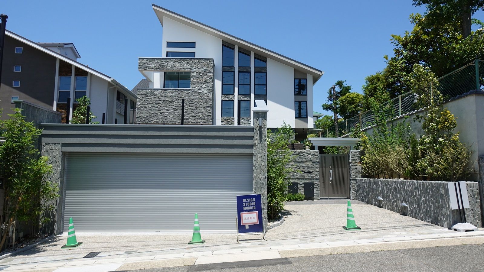 木目色電動シャッター 文化シャッター ポルティエ への取り替え工事が完了です 愛知県の外構ショップ Wise Gallery ワイズギャラリー エクステリア日記 木目色電動シャッター 文化シャッター ポルティエ への取り替え工事が完了です 愛知県の外構ショップ Wise Gallery ワイズギャラリー エクステリア日記