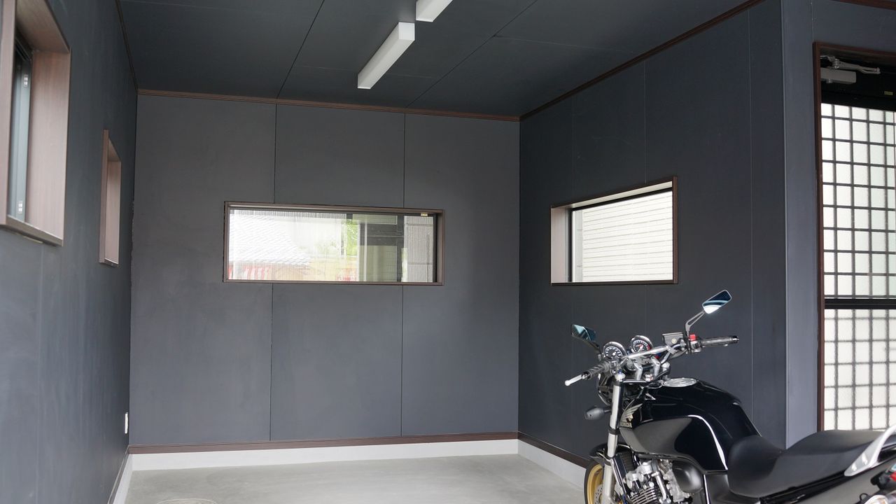 積水ハウスの建物に合わせたモダンガレージ完成です 愛知県の外構ショップ Wise Gallery ワイズギャラリー エクステリア日記 積水ハウスの建物に合わせたモダンガレージ完成です 愛知県の外構ショップ Wise Gallery ワイズギャラリー エクステリア日記