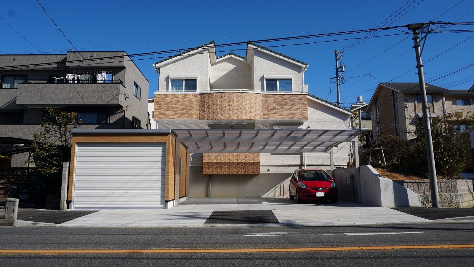 名古屋市瑞穂区 サイディング張りの4台用車庫が完成しました 愛知県の外構ショップ Wise Gallery ワイズギャラリー エクステリア日記