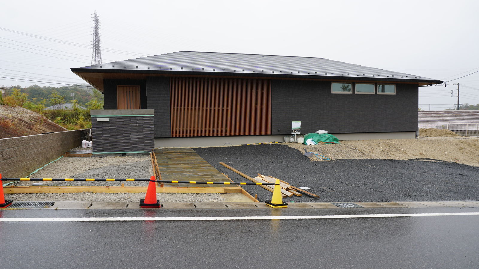尾張旭市 瀬戸市の和モダン 和風の平屋のエクステリアです 愛知県の外構ショップ Wise Gallery ワイズギャラリー エクステリア日記 尾張旭市 瀬戸市の和モダン 和風の平屋のエクステリアです 愛知県の外構ショップ Wise Gallery ワイズギャラリー エクステリア日記
