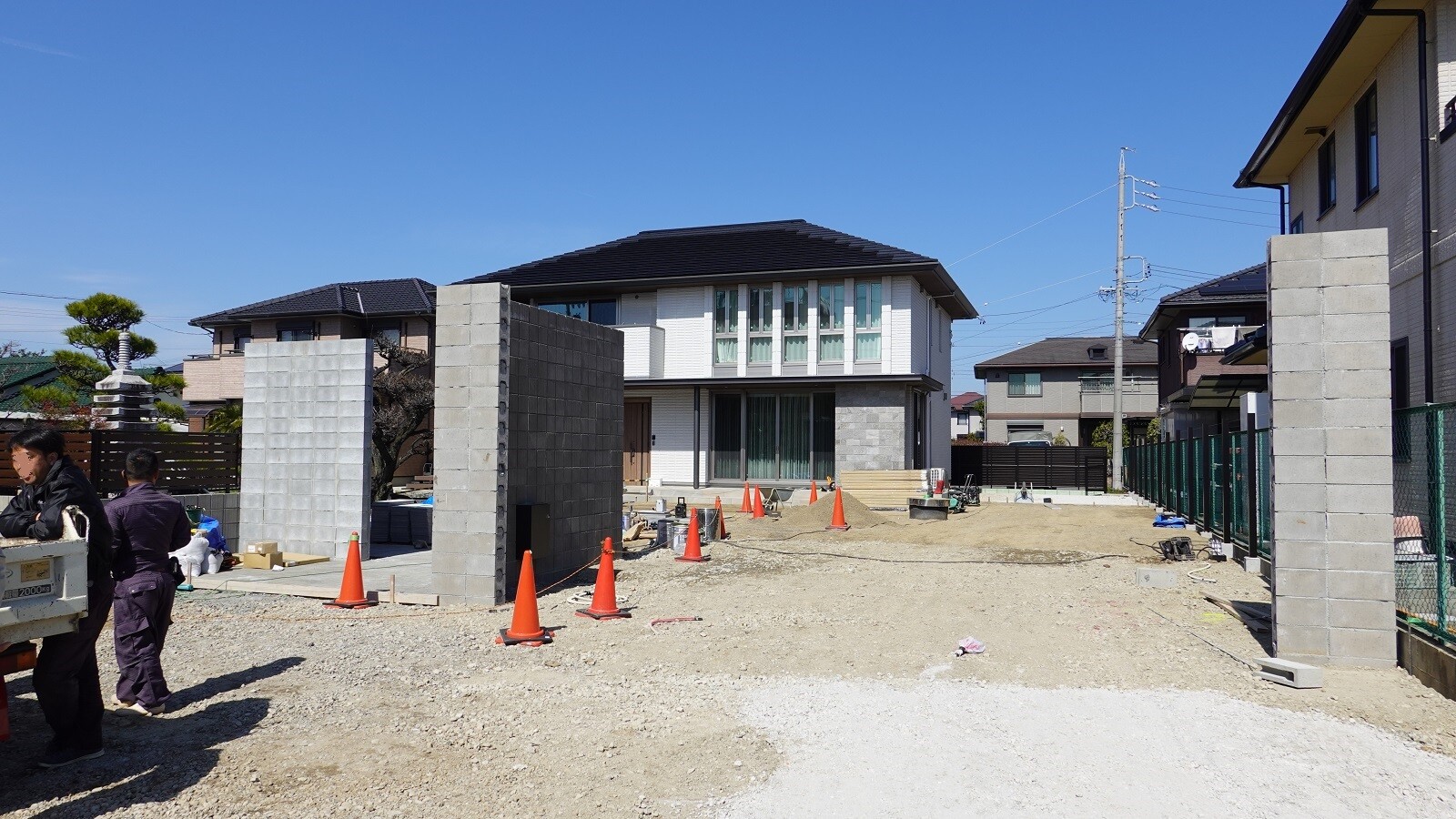 バスケットコートに最適 透水コンクリート ドライテック 施工になります 愛知県の外構ショップ Wise Gallery ワイズギャラリー エクステリア日記