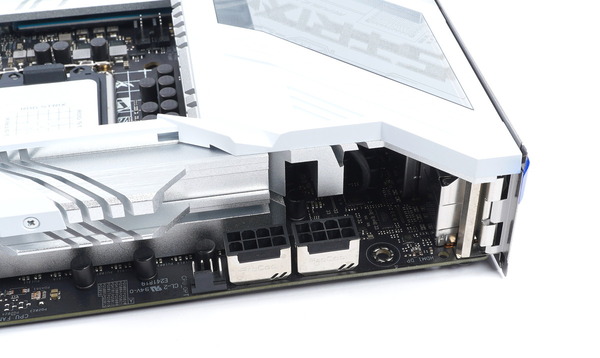 ASUS ROG STRIX Z690-A GAMING WIFI D4 review_01625_DxO