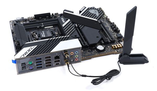 ASUS ROG MAXIMUS XIII APEX review_03288_DxO