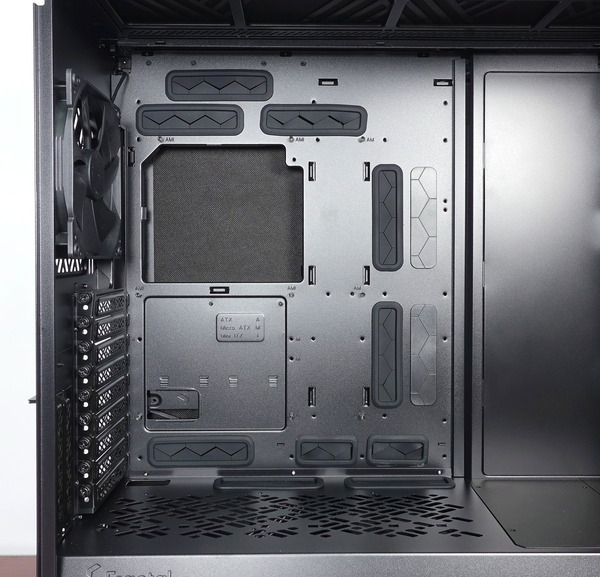 Fractal Design Define 7 XL review_07356_DxO