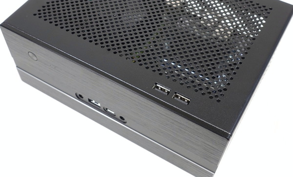 ASRock DeskMini GTX 1080 review_02661