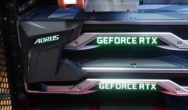 GIGABYTE AORUS NVLINK BRIDGE review_03713_DxO
