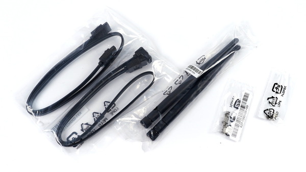MSI MAG B560 TOMAHAWK WIFI review_02771_DxO