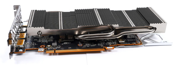 SAPPHIRE NITRO+ AMD Radeon RX 6600 XT GAMING OC 8GB GDDR6 review_07035_DxO