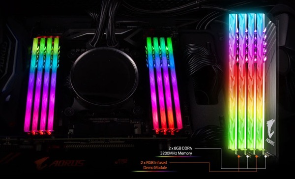 GIGABYTE AORUS RGB Memory (7)