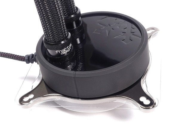 Fractal Design Celsius S36 Blackout review_05717_DxO