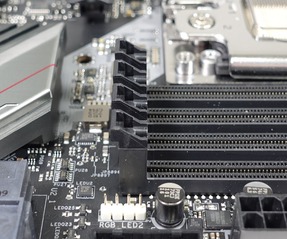 ASRock Fatal1ty X399 Professional Gaming review_09303